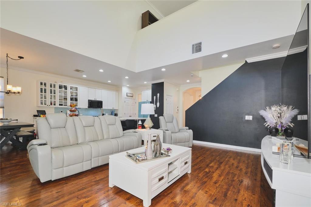 MARAVAL - Residential