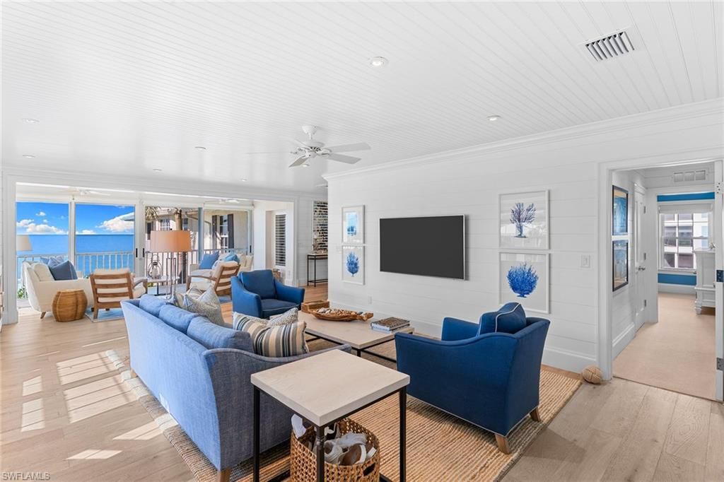 Photo of 2701 Gulf Shore BLVD N #4, NAPLES, FL 34103 (MLS # 226004607)