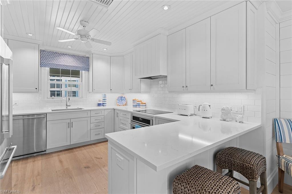 CLOISTERS OF NAPLES - Residential