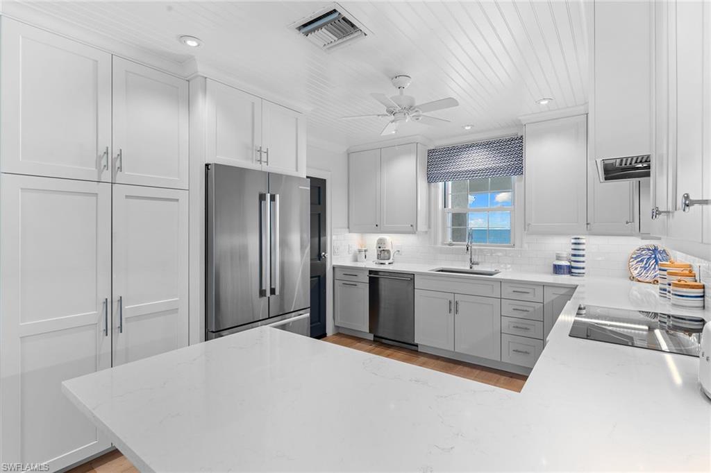 CLOISTERS OF NAPLES - Residential