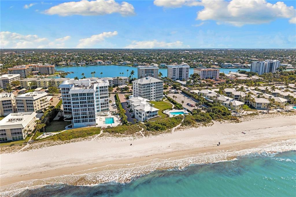 CLOISTERS OF NAPLES - Residential