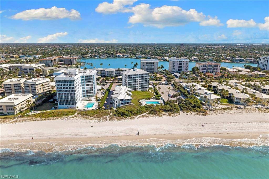 CLOISTERS OF NAPLES - Residential