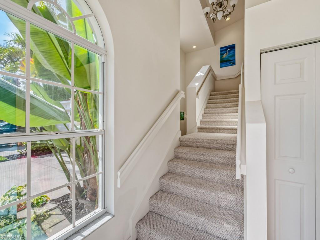 10811 Crooked River RD 203