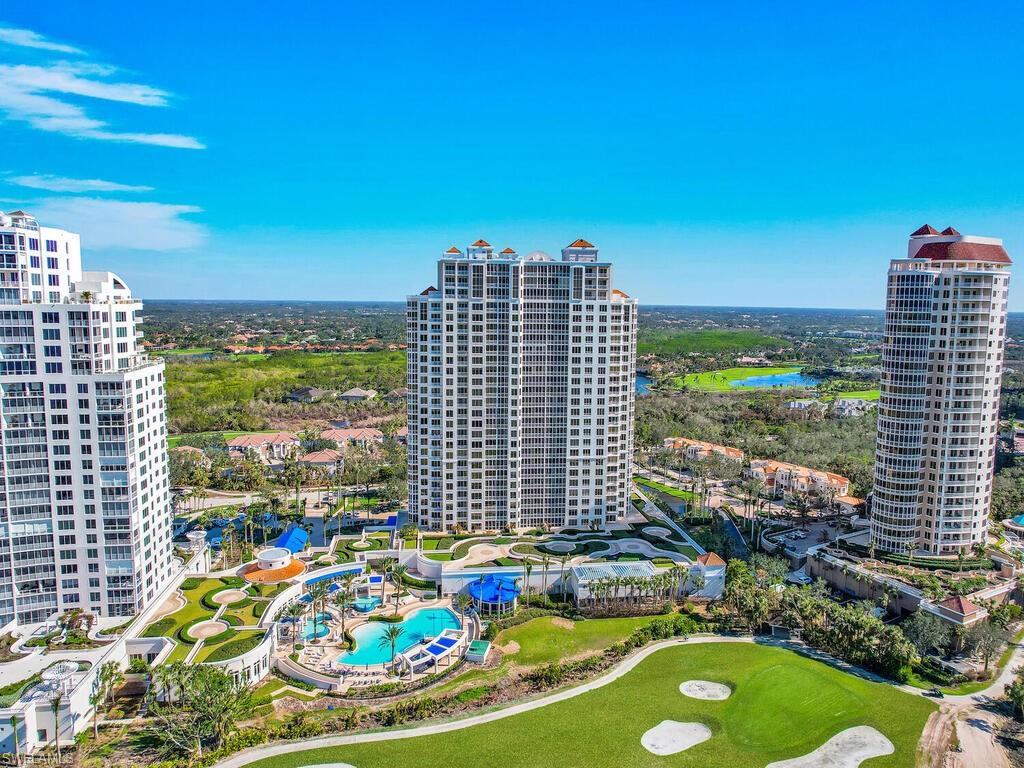 ESPERIA SOUTH - Residential