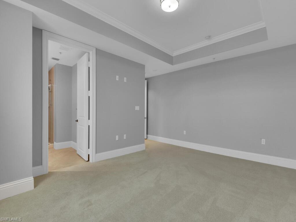 ESPERIA SOUTH - Residential