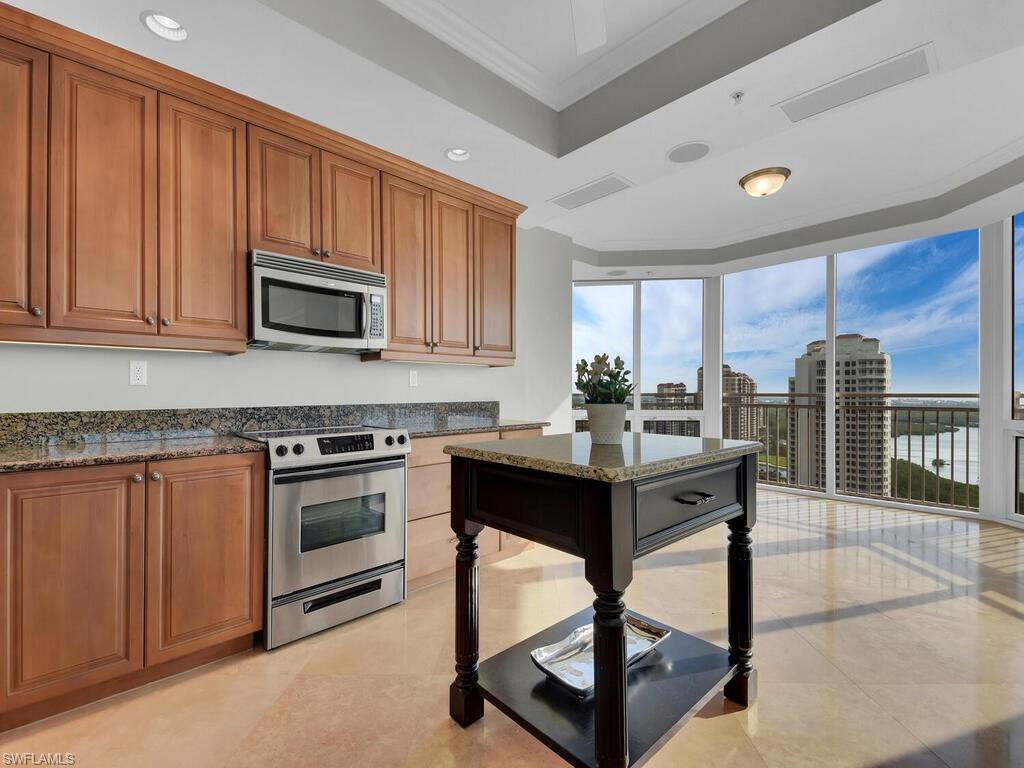 ESPERIA SOUTH - Residential