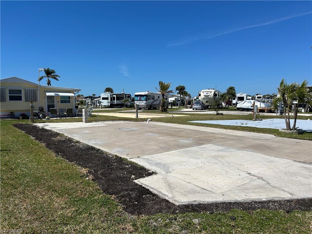 PALMETTO PALMS R V - Land