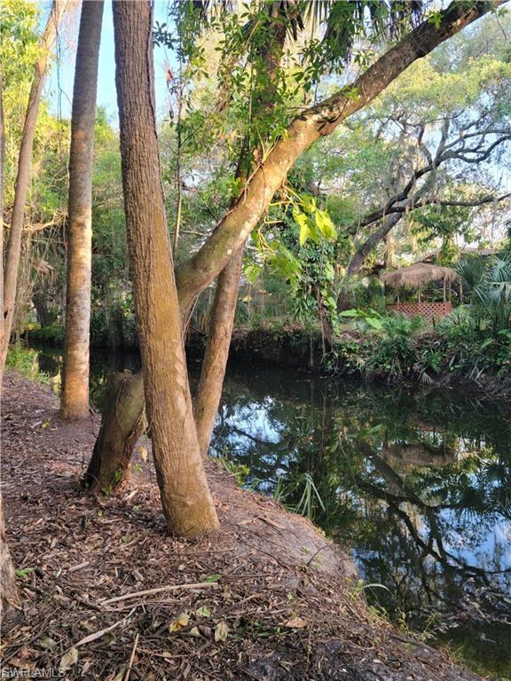 NORTH FORT MYERS - Land