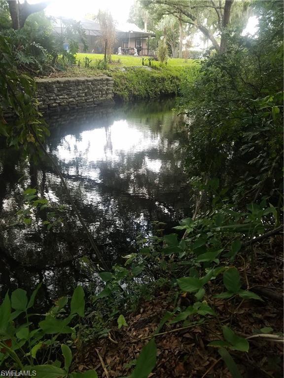 NORTH FORT MYERS - Land