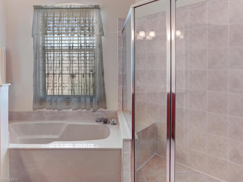 MANGO BAY - Residential