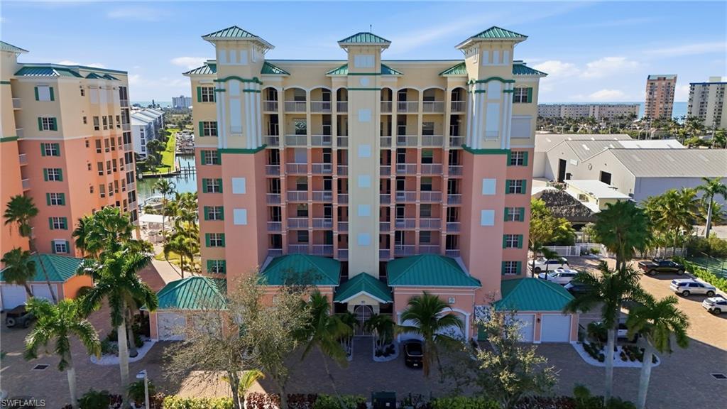 PALM HARBOR CLUB - Residential