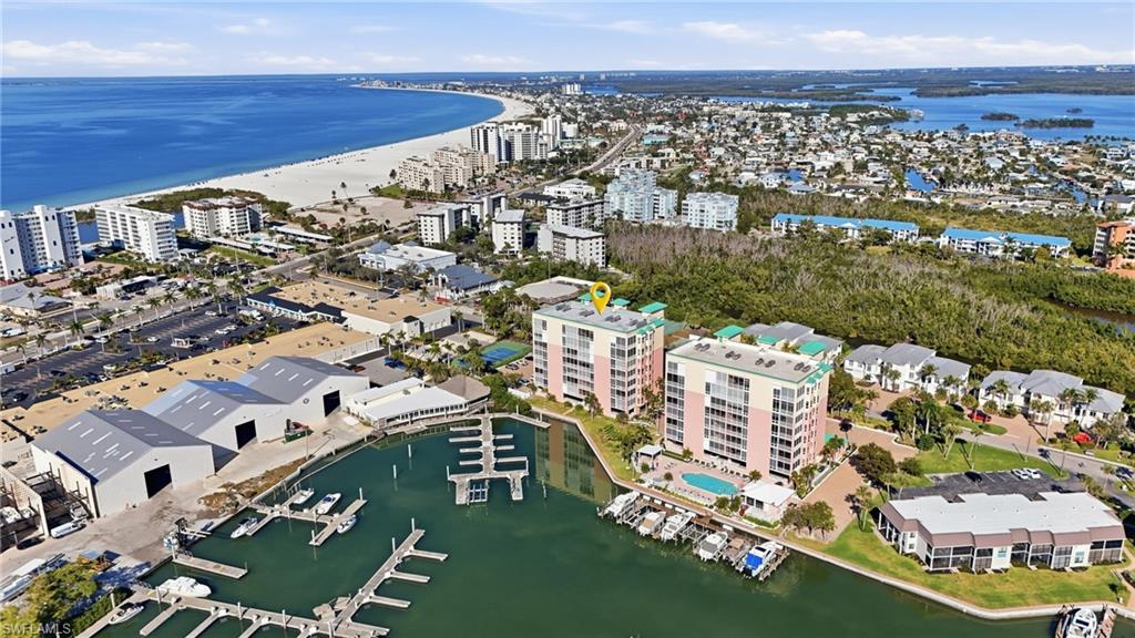 PALM HARBOR CLUB - Residential