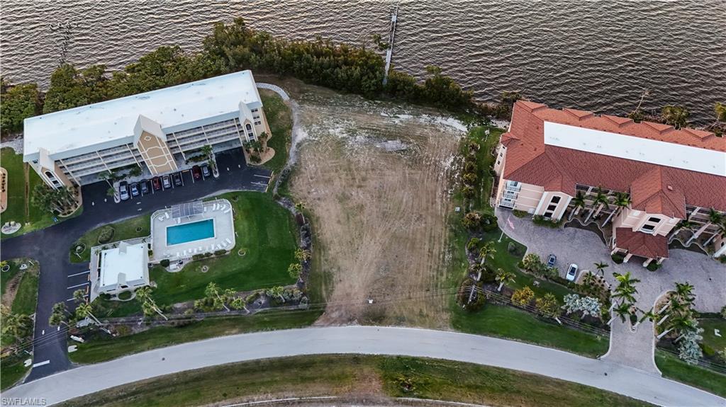 PUNTA GORDA ISLES - Land