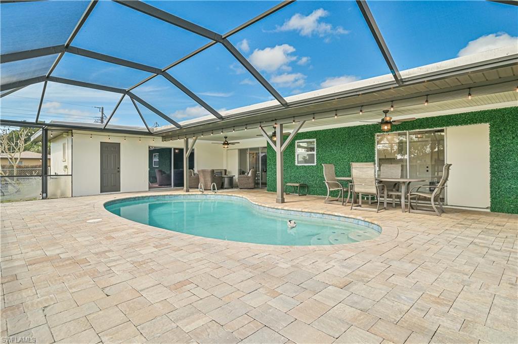 Fort Myers Villas - Residential