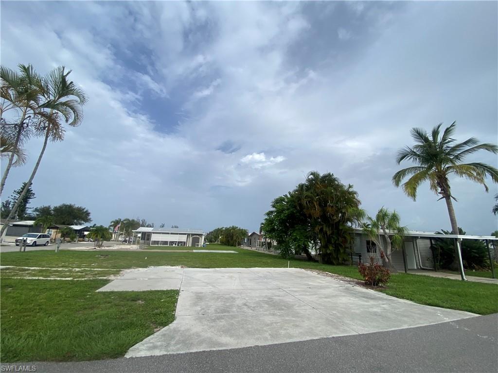 PINE ISLAND COVE - Land