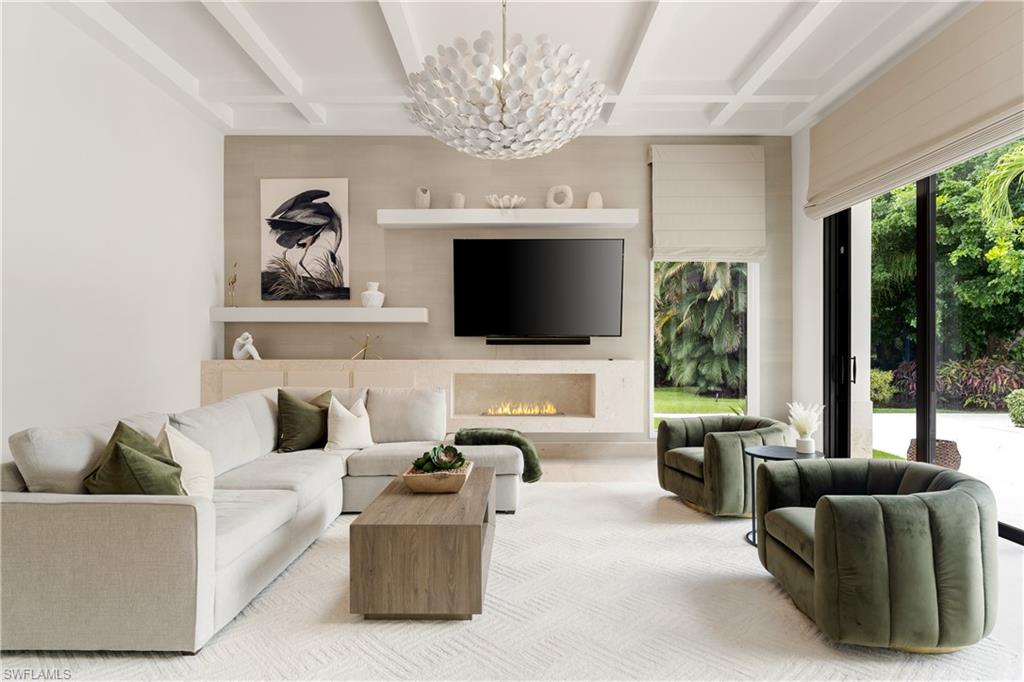 PINE RIDGE - Residential