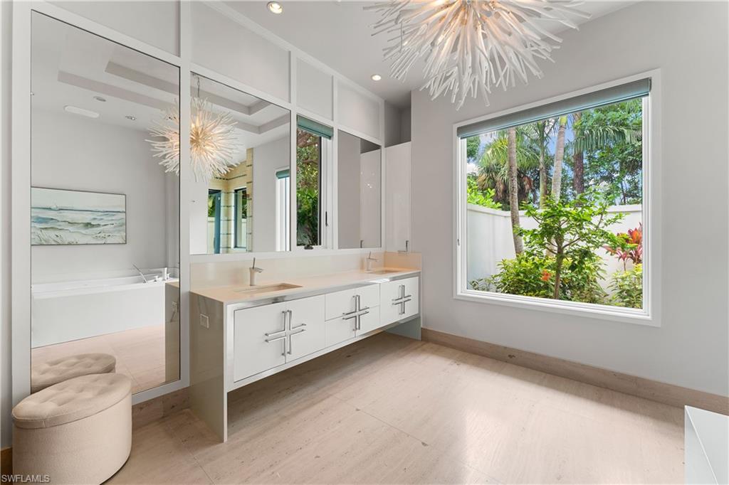 PINE RIDGE - Residential