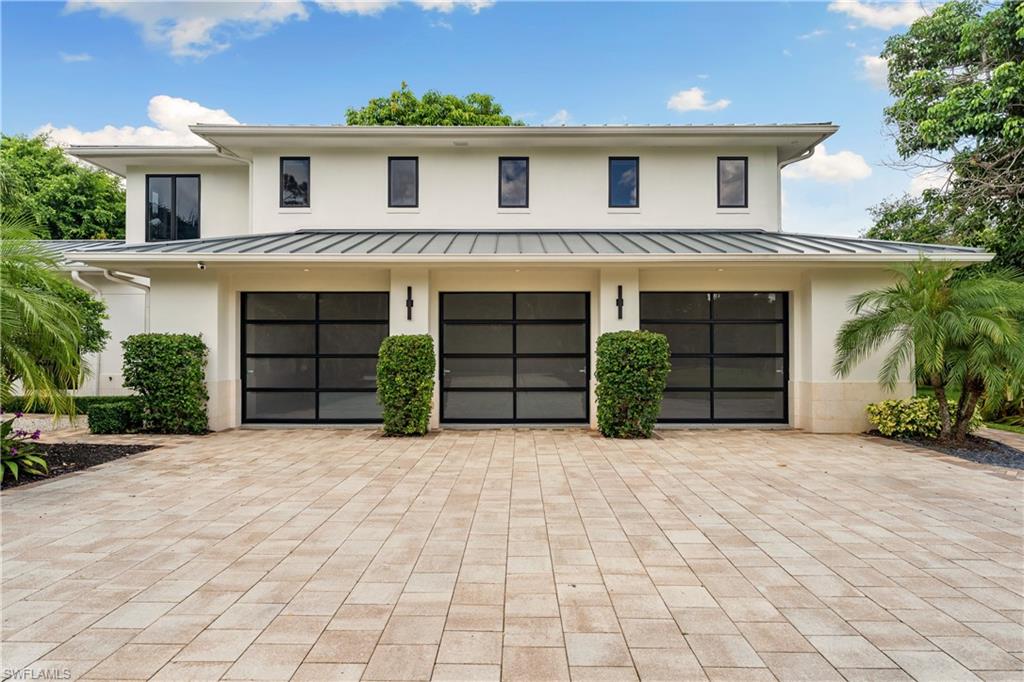 PINE RIDGE - Residential