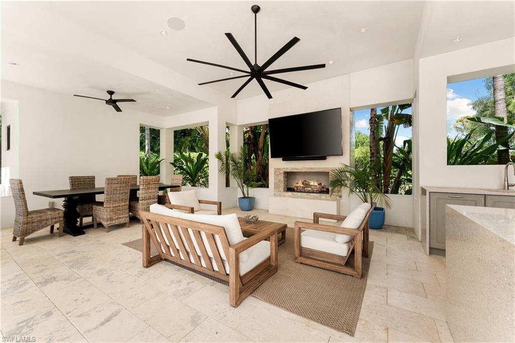 PINE RIDGE - Residential