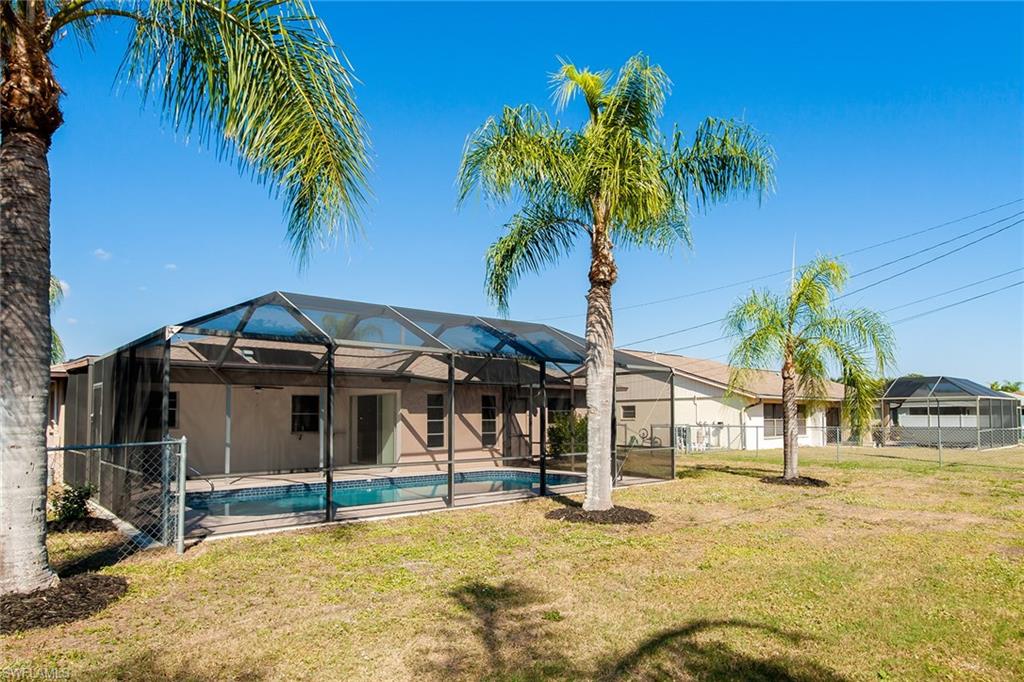 CAPE CORAL - Residential