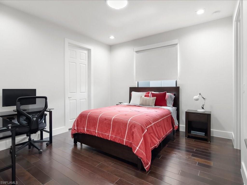 MARBELLA ISLES - Residential