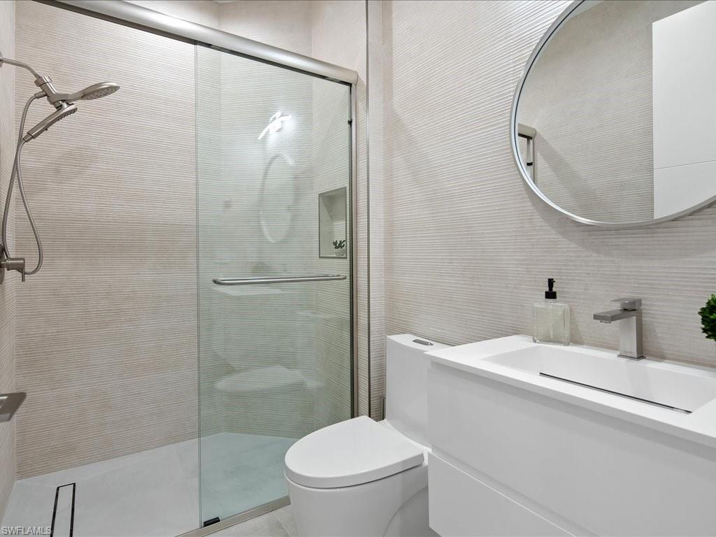 MARBELLA ISLES - Residential