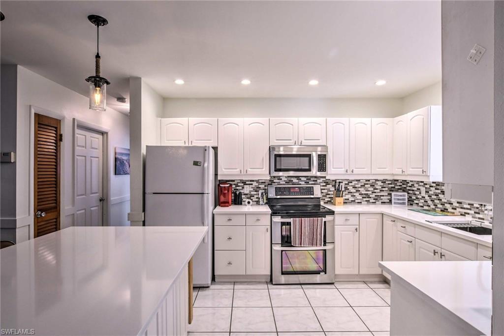 BONITA SHORES - Residential