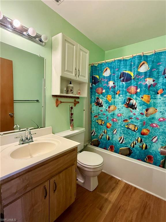 PINEWOOD CONDOMINIUM - Residential