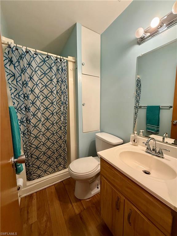 PINEWOOD CONDOMINIUM - Residential