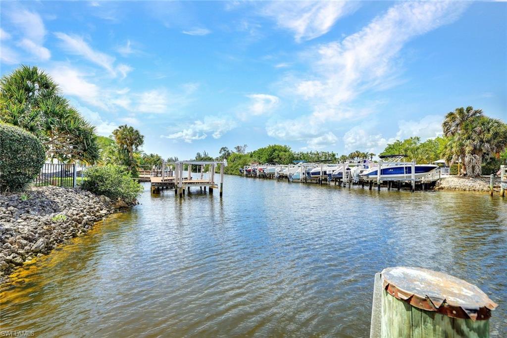 COCONUT RIVER - Residential