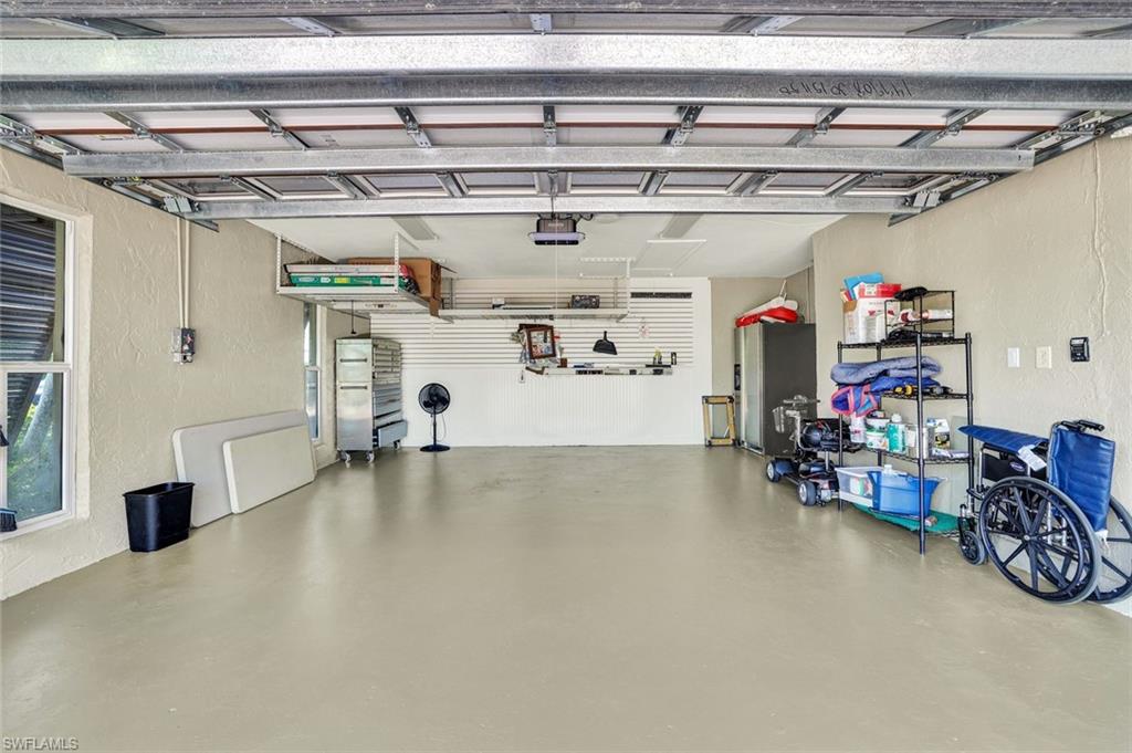 COCONUT RIVER - Residential