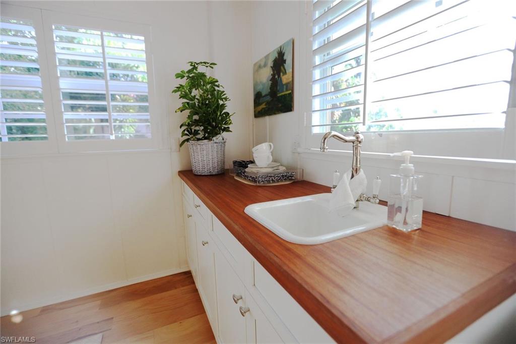 OLDE NAPLES - Residential