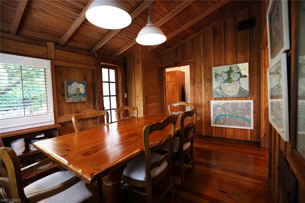 OLDE NAPLES - Residential