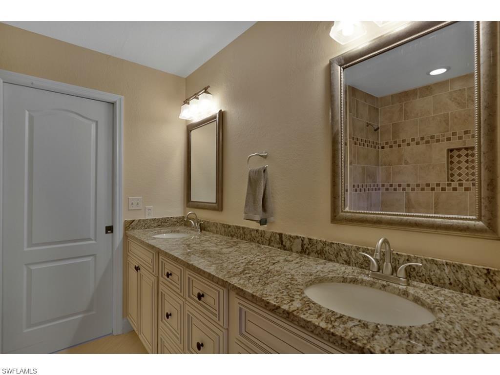 ROYAL TEE COUNTRY CLUB ESTATES - Residential