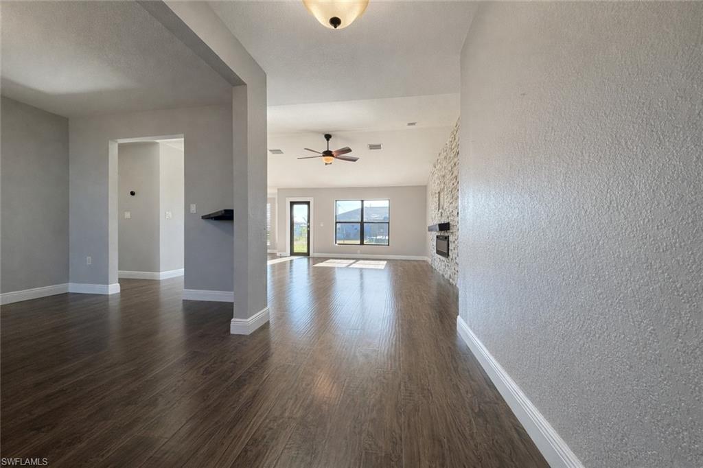 CAPE CORAL - Residential Lease