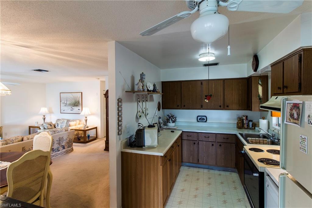 GOLFWOOD CONDO - Residential