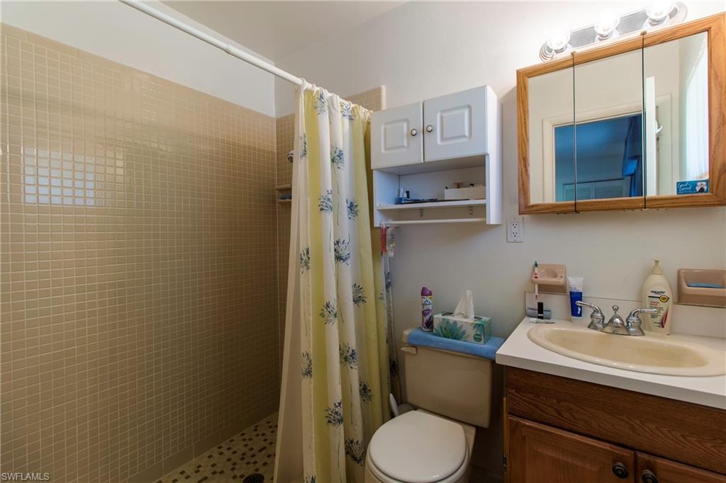 GOLFWOOD CONDO - Residential