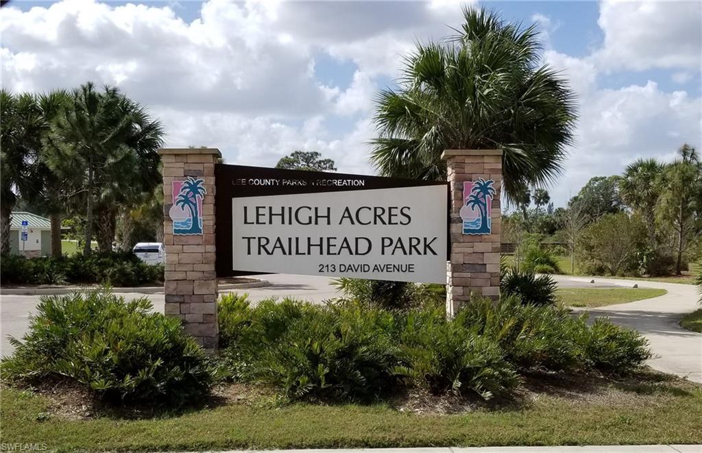 GOLFWOOD CONDO - Residential