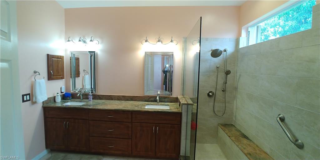 THE ENCLAVE - Residential