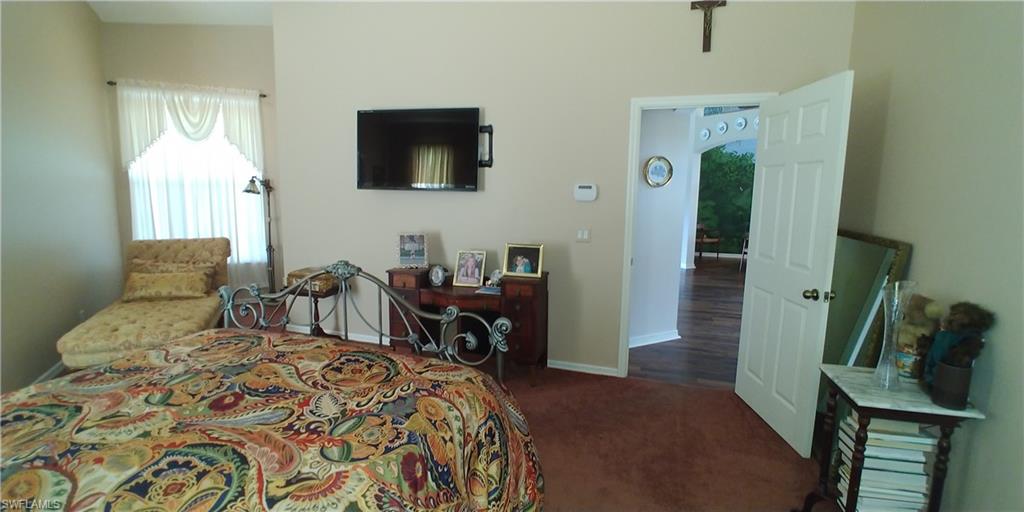 THE ENCLAVE - Residential