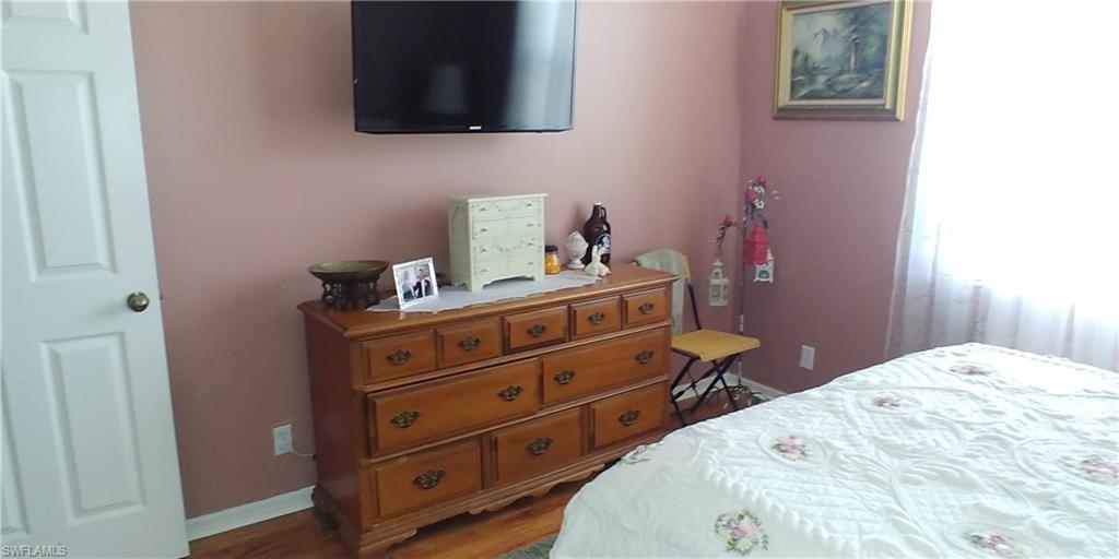 THE ENCLAVE - Residential