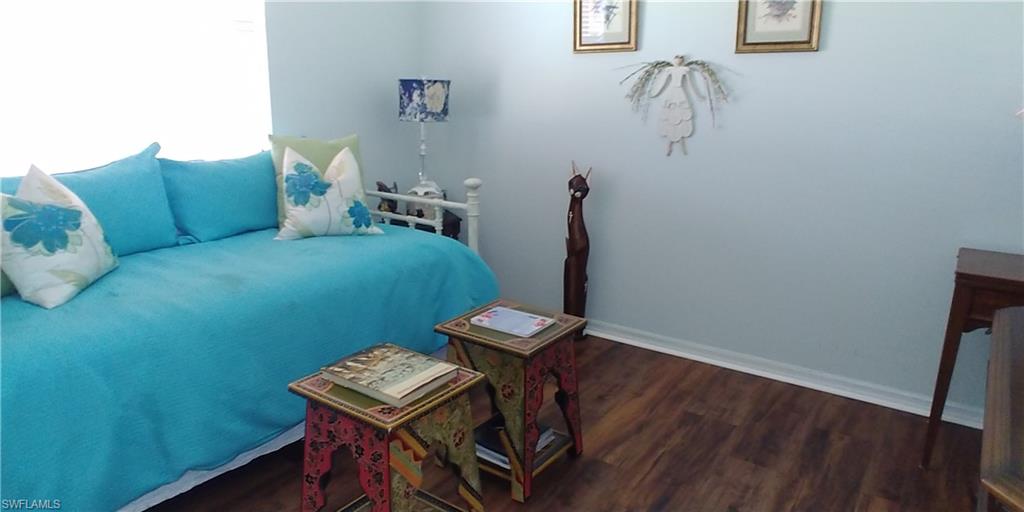 THE ENCLAVE - Residential