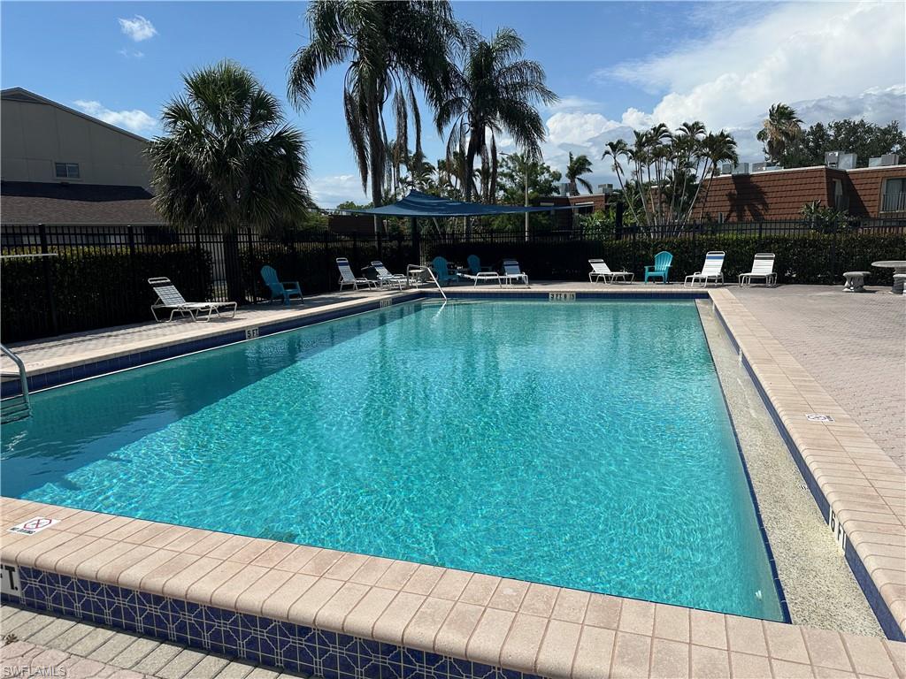 VILLAGE OF CEDARBEND - Residential