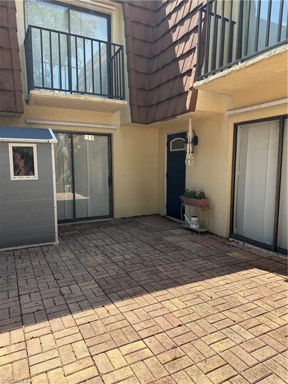 VILLAGE OF CEDARBEND - Residential