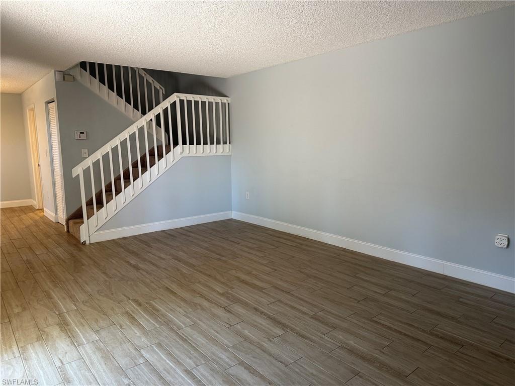 VILLAGE OF CEDARBEND - Residential