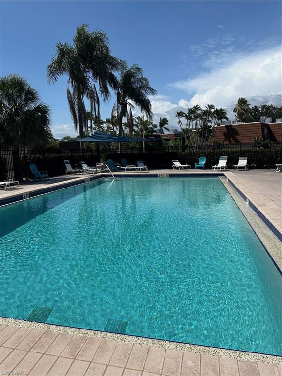 VILLAGE OF CEDARBEND - Residential