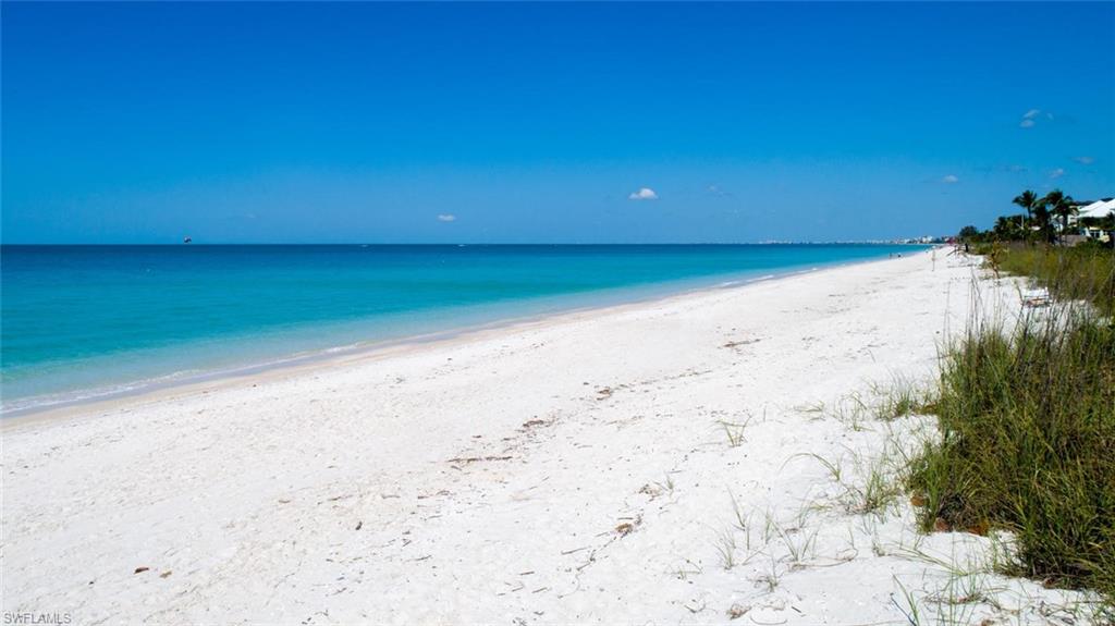 BAREFOOT BEACH - Residential