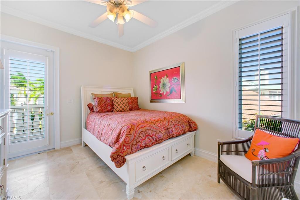 BAREFOOT BEACH - Residential