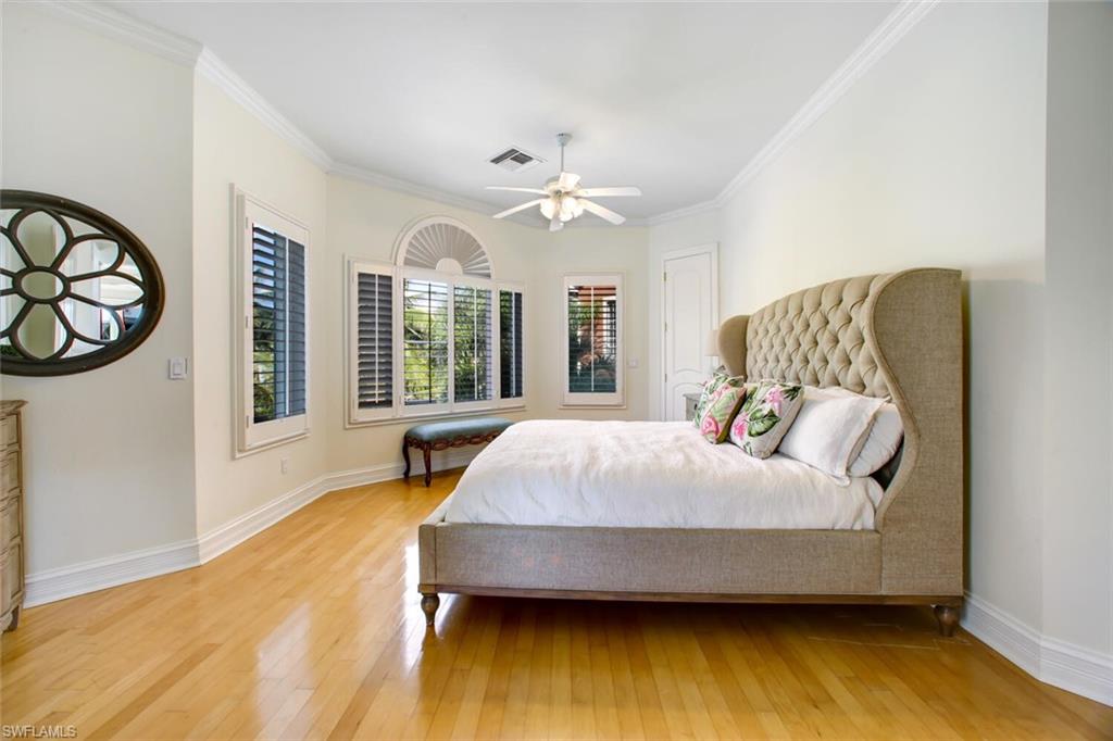 BAREFOOT BEACH - Residential