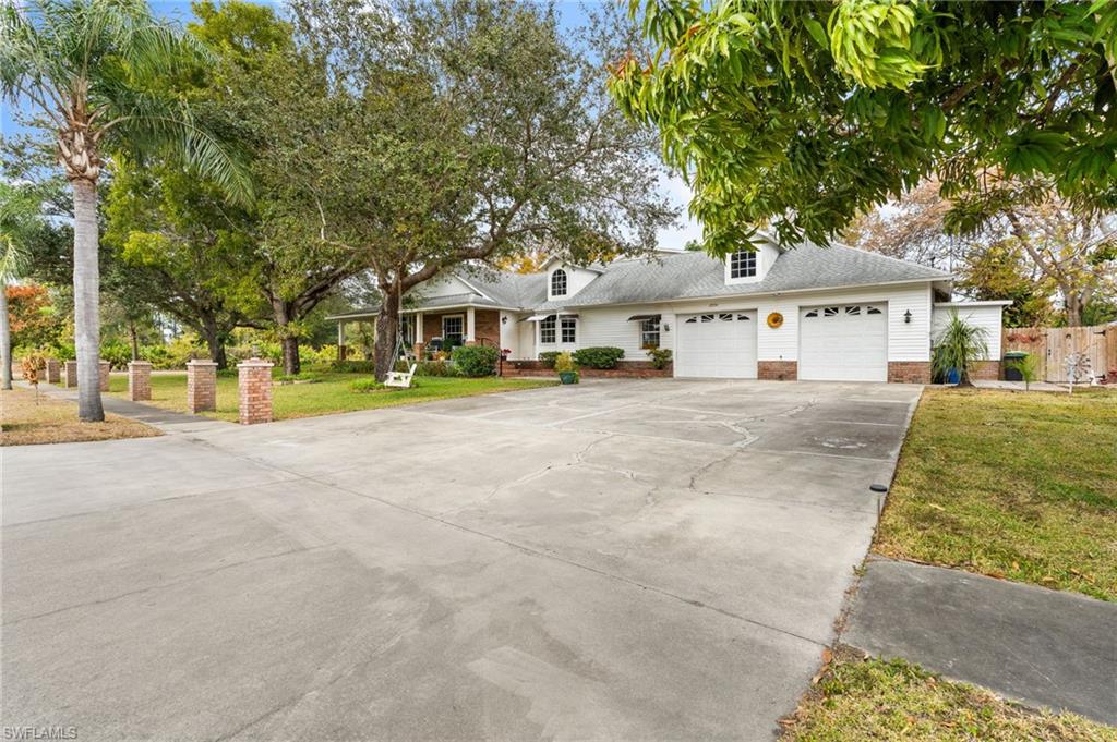 LEHIGH ACRES - Residential